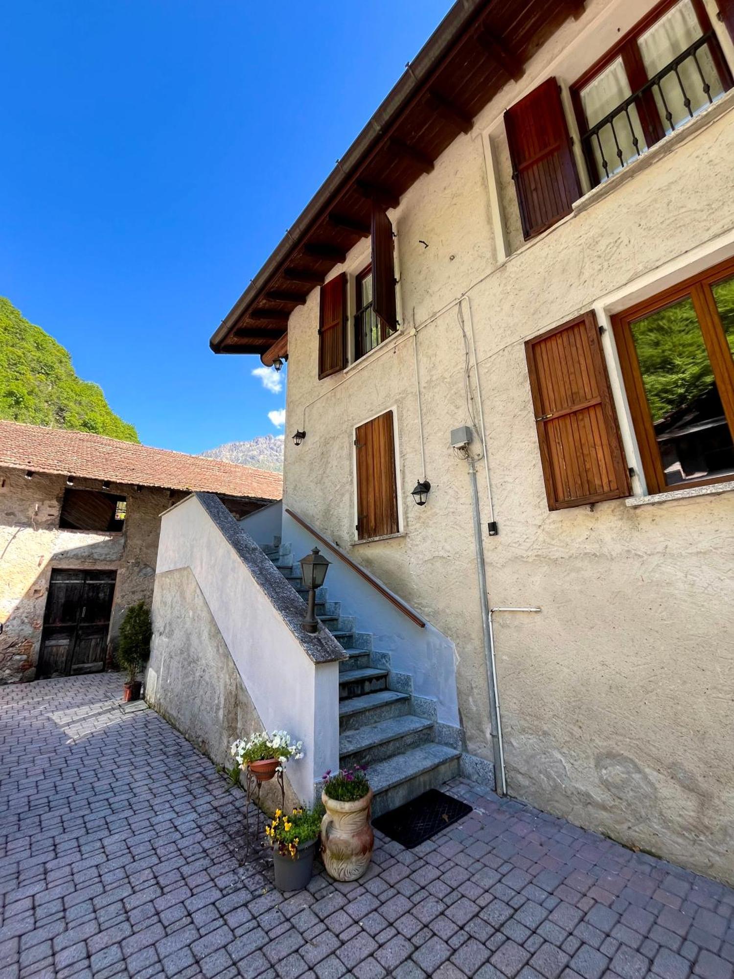 Agriturismo La Vecchia Chioderia Grandola ed Uniti Ngoại thất bức ảnh
