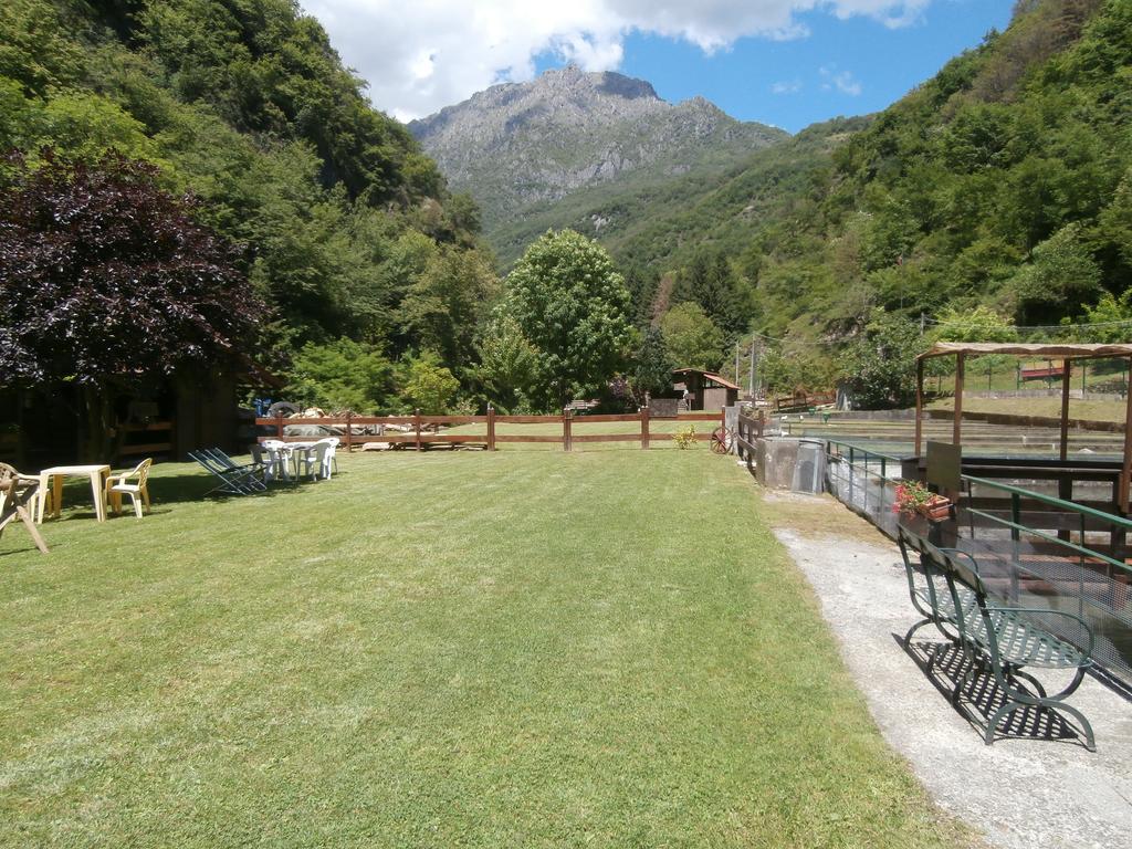 Agriturismo La Vecchia Chioderia Grandola ed Uniti Ngoại thất bức ảnh